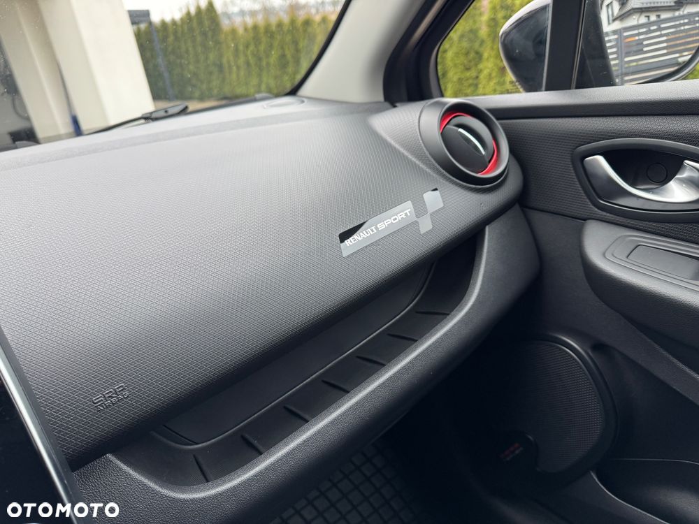 Renault Clio TCe 200 EDC Sport R.S - 27