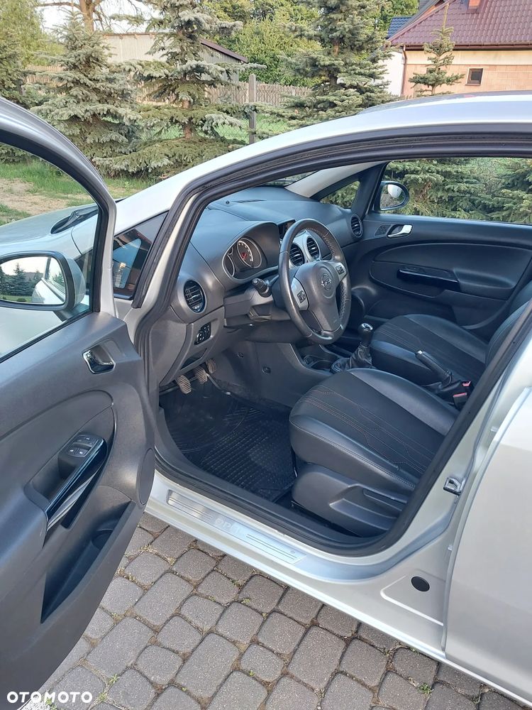 Opel Corsa 1.2 16V Selection 110 Jahre - 9