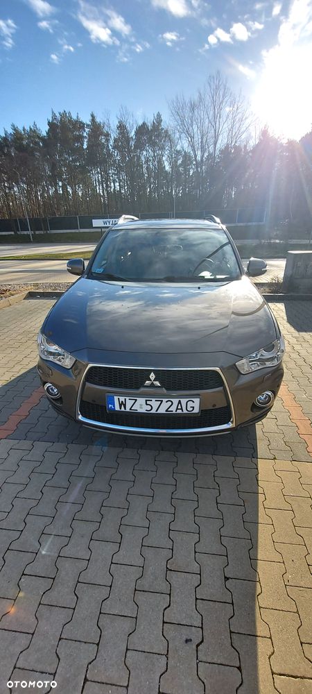 Mitsubishi Outlander 2.0 Intense + 2WD EU5 CVT - 1