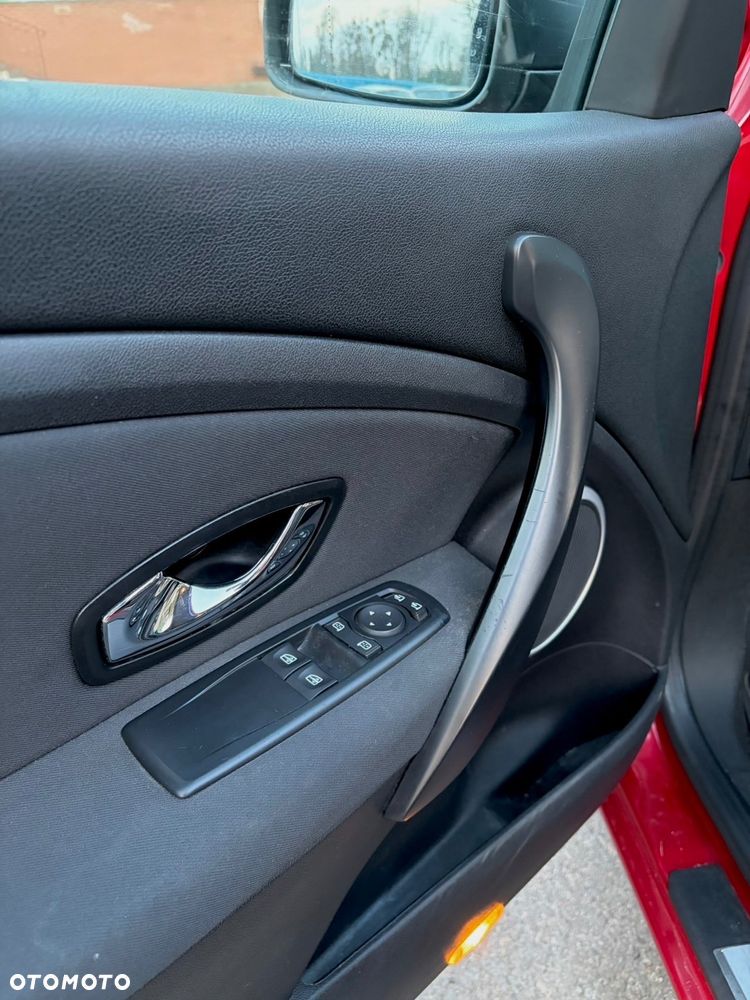 Renault Megane - 12