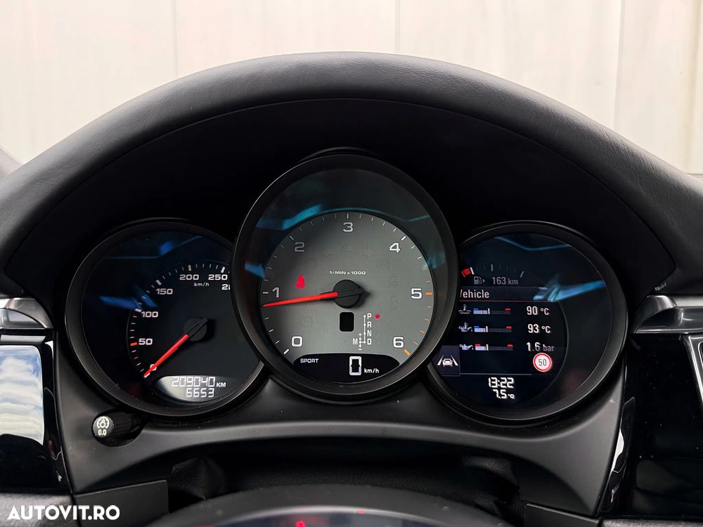 Porsche Macan 3.0 PDK S - 11