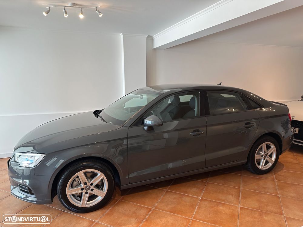 Audi A3 Limousine 1.6 TDI Design - 3
