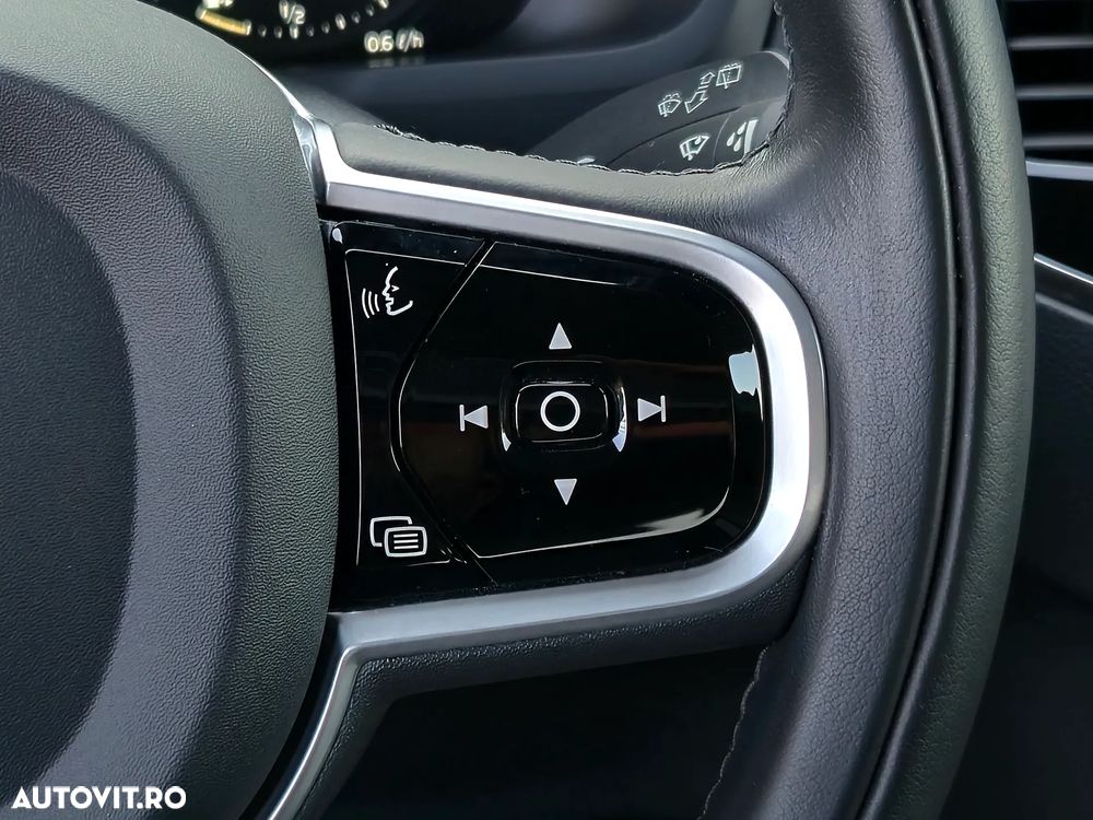 Volvo XC 90 B5 D AWD Geartronic Inscription - 35