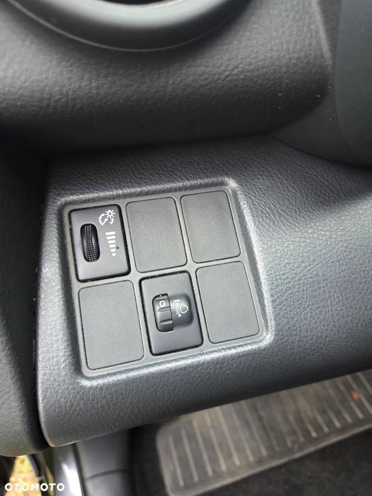 Toyota RAV4 2.2 D-4D 4x4 Executive - 36