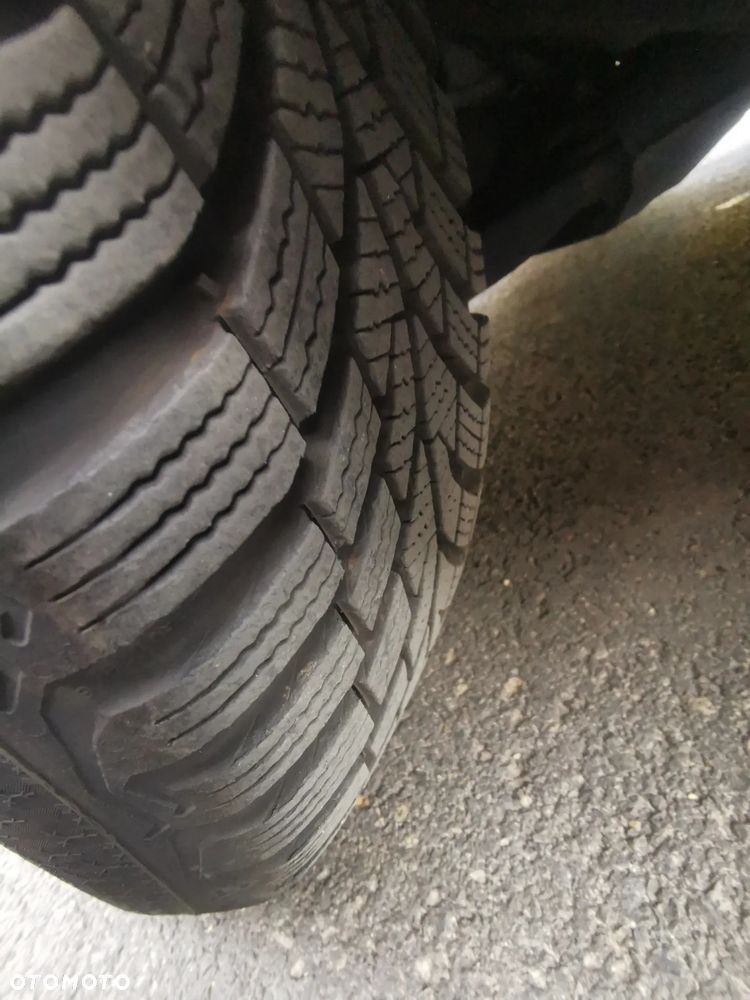 Kia Rio 1.2 XL - 24