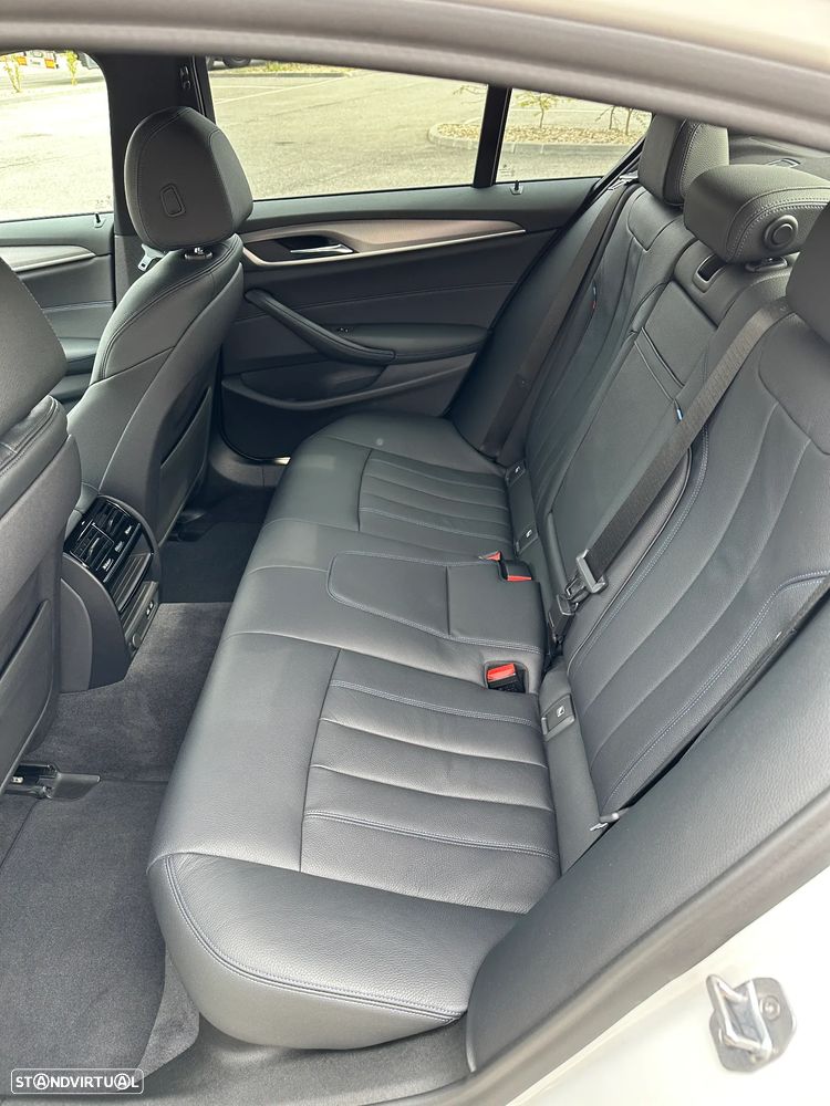 BMW 520 d Pack M Auto - 24