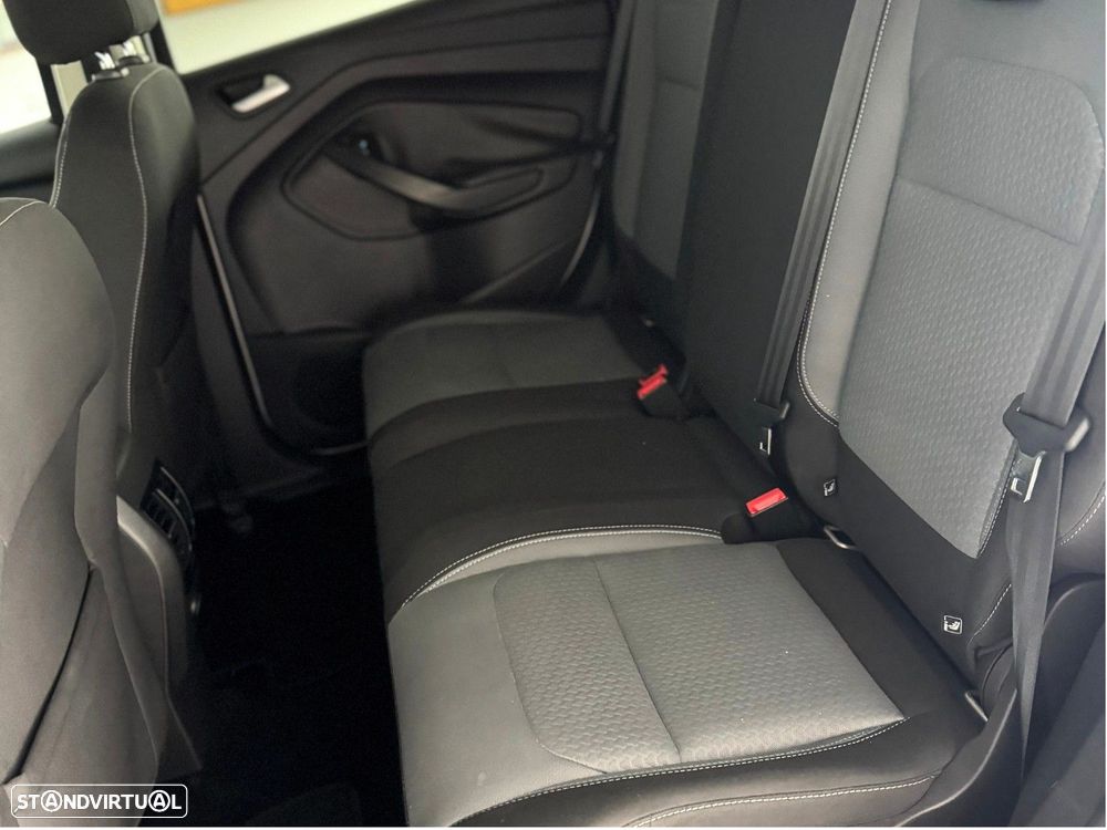Ford Kuga 1.5 TDCi Business - 20