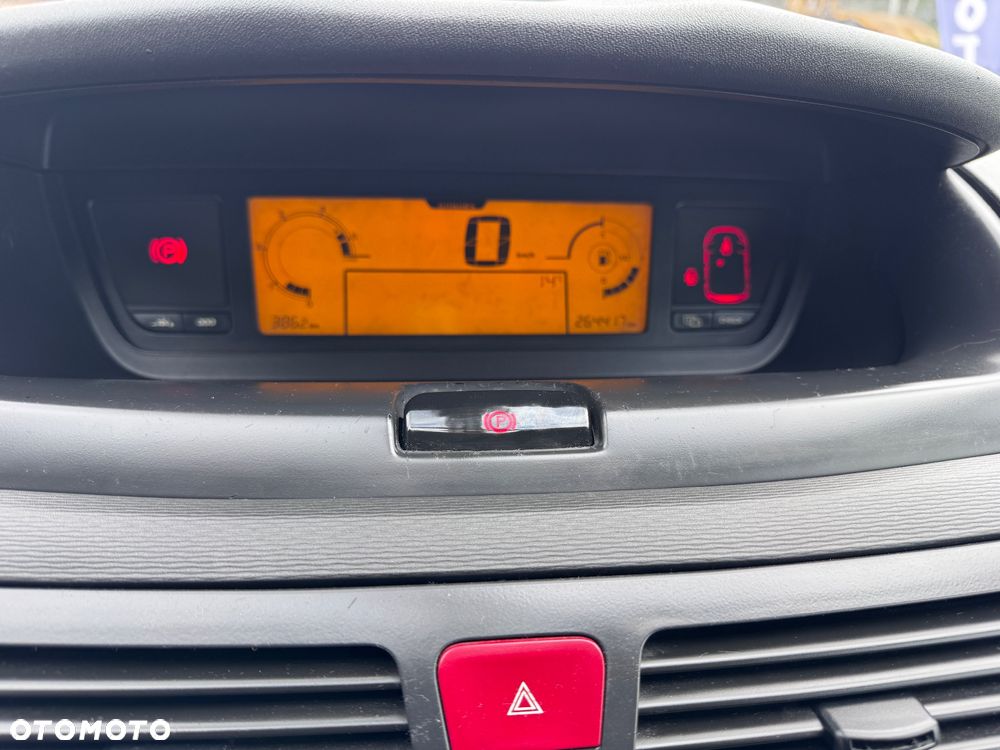 Citroën C4 1.6 HDi Equilibre Pack - 28