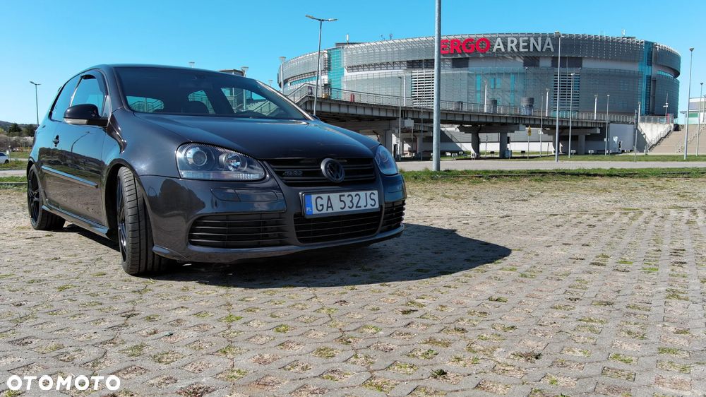 Volkswagen Golf R32 4Motion DSG - 1