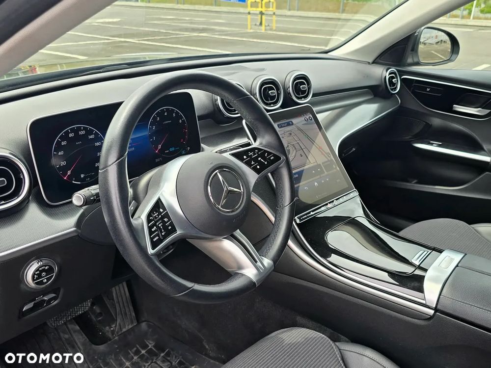 Mercedes-Benz Klasa C 180 mHEV Avantgarde - 8
