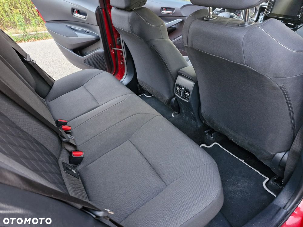 Toyota Corolla 1.8 Hybrid Comfort - 10