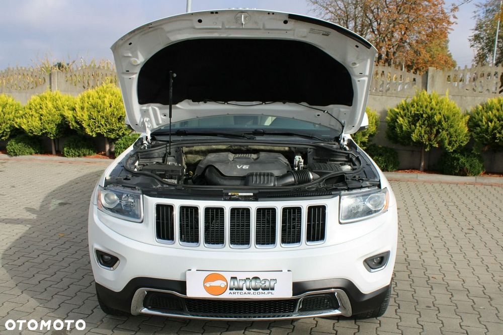 Jeep Grand Cherokee - 40