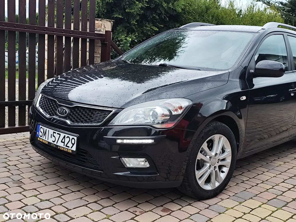 Kia Ceed 1.6 CVVT ISG Vision - 24