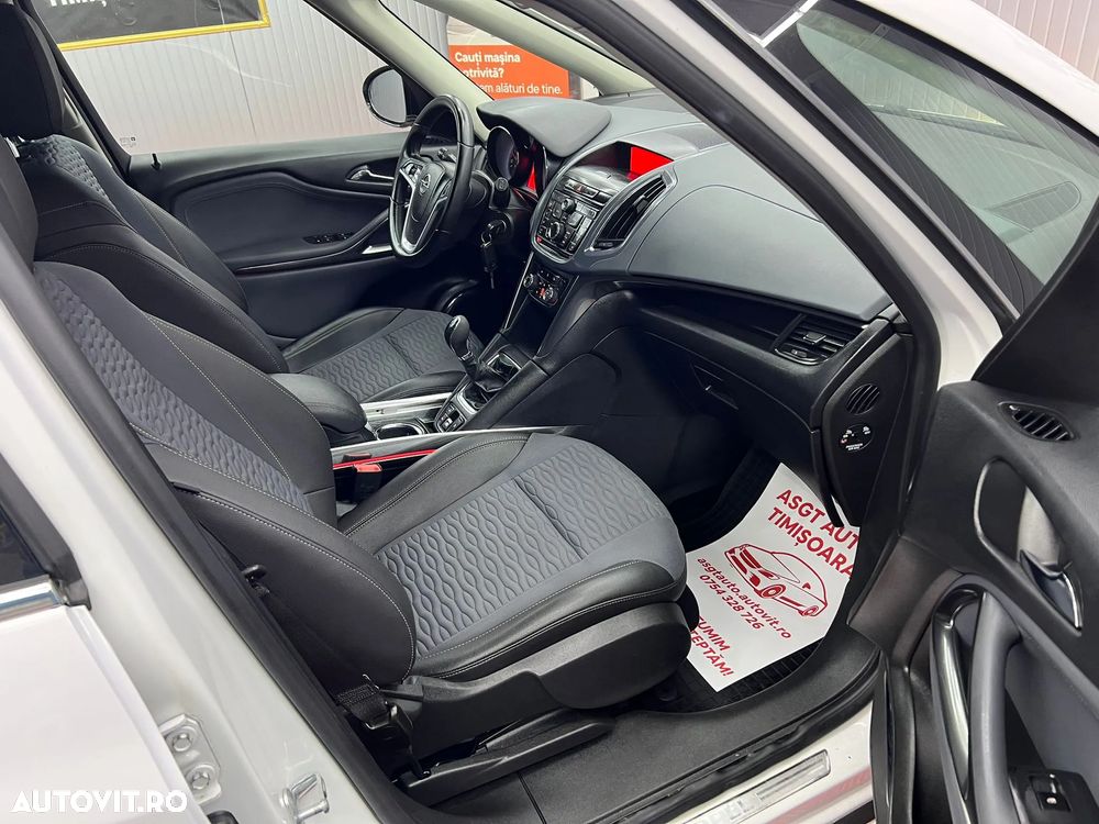 Opel Zafira - 12