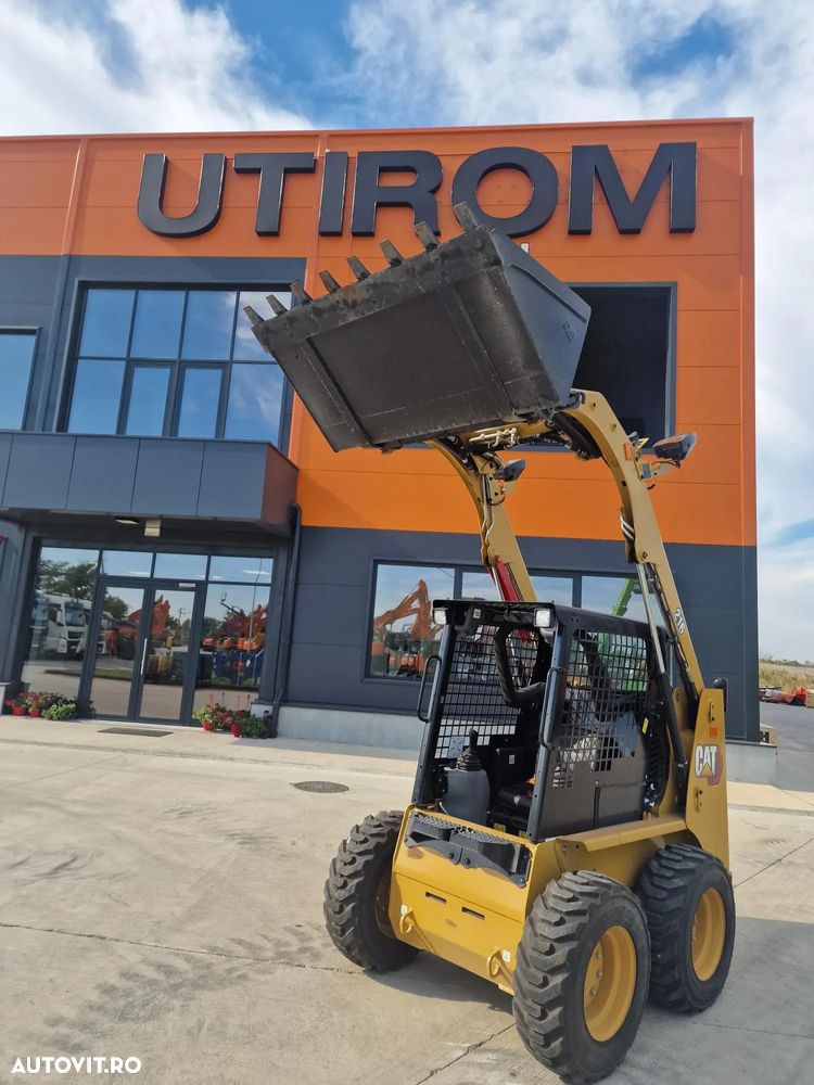 Caterpillar SKID STEER, 2024, NOU, ridica 635kg la 3,2m, cupa, 55CP, Masa operationala 2,6t, Fara usa cabina, posiblitate leasing, -PRMOTIE 36.900 EUR+Tva - 12