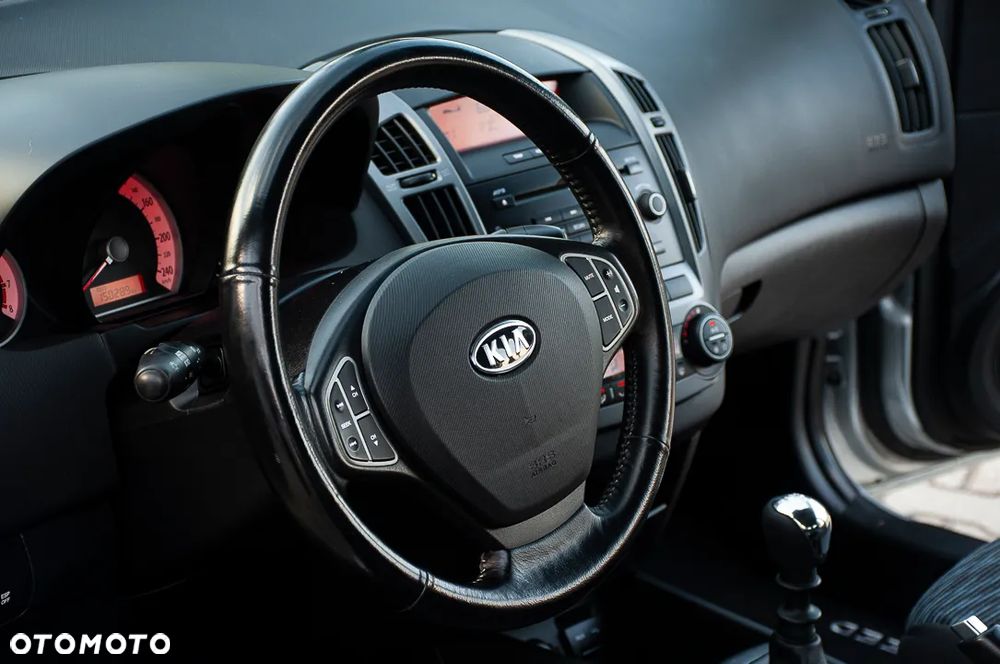 Kia Ceed 1.4 Comfort + - 37