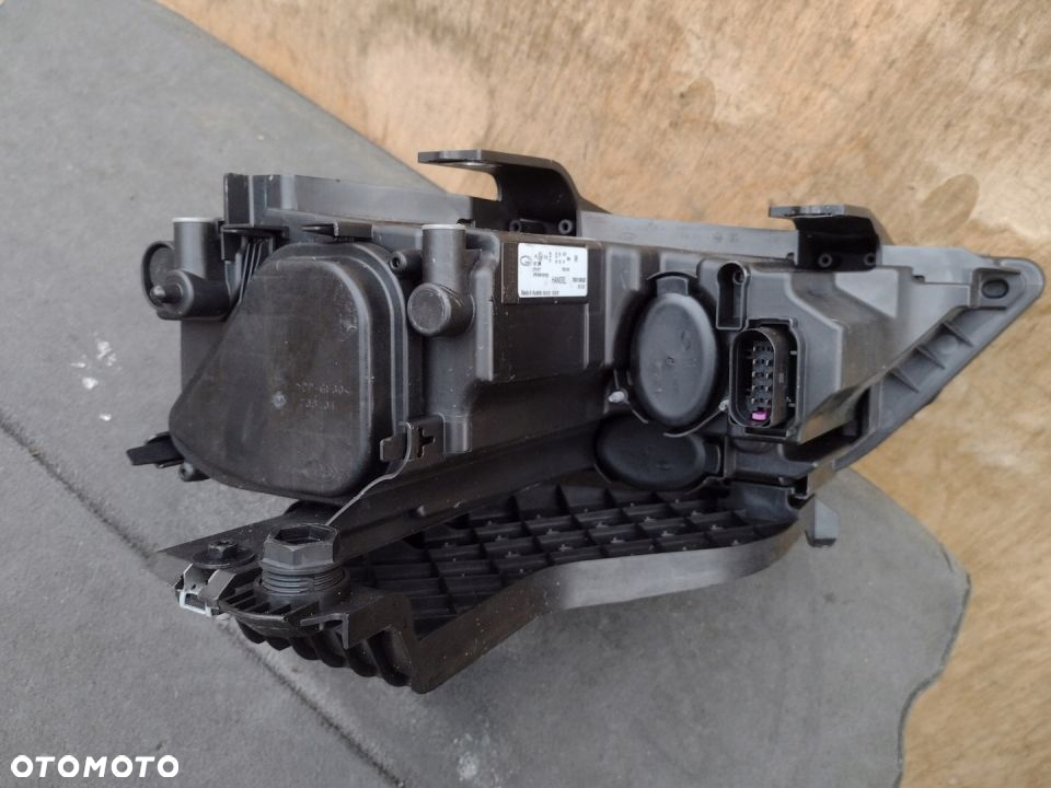 lampa audi q3 8U lewa ze ślizgiem eu cała - 3