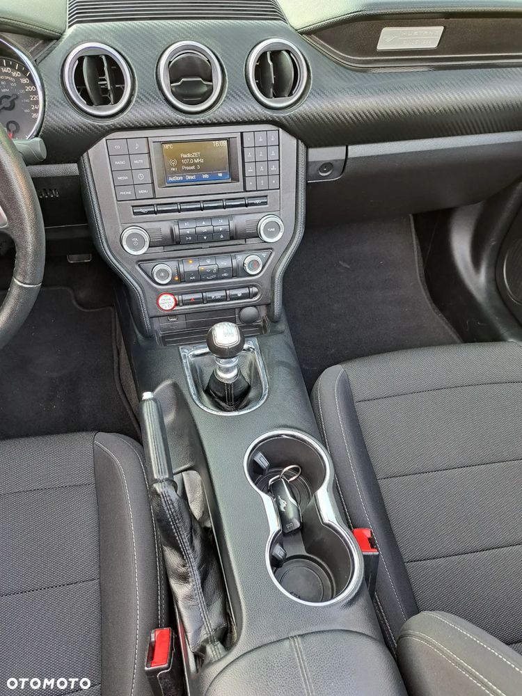 Ford Mustang Cabrio 2.3 Eco Boost - 12