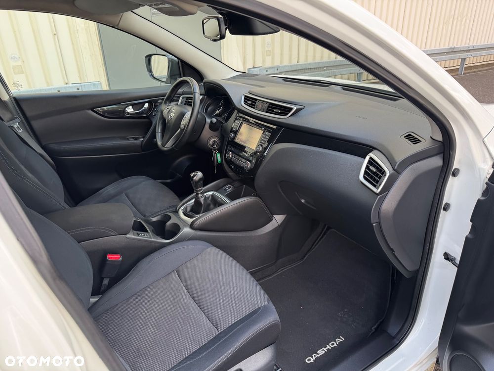 Nissan Qashqai - 12