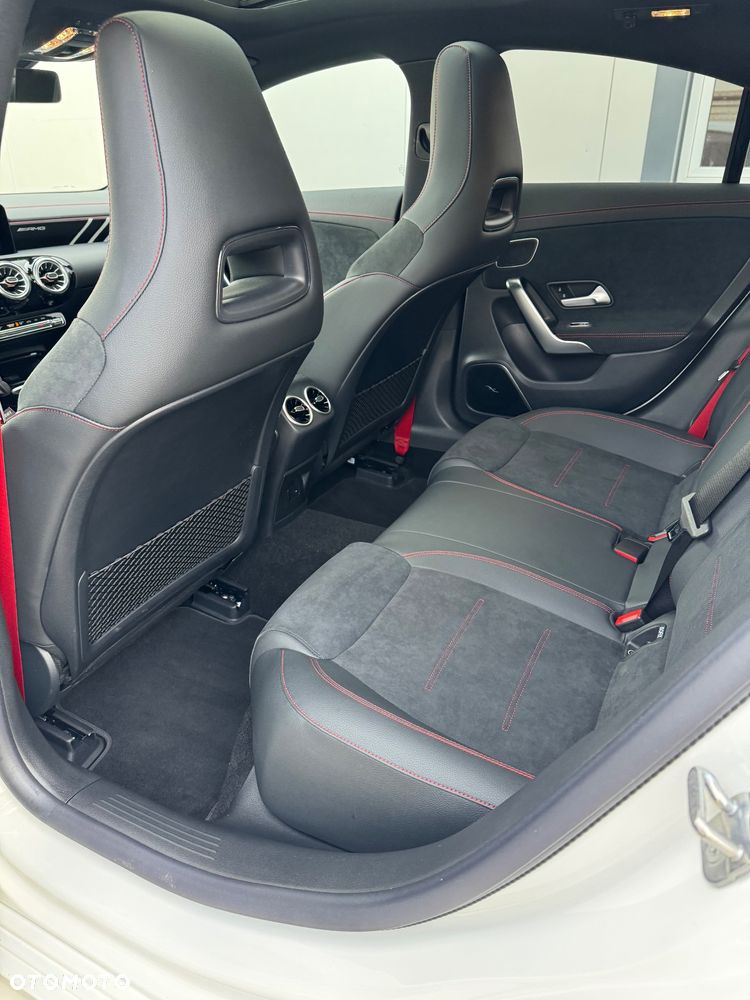 Mercedes-Benz CLA AMG 35 4Matic AMG Speedshift 8G-DCT AMG Line Advanced Plus - 27