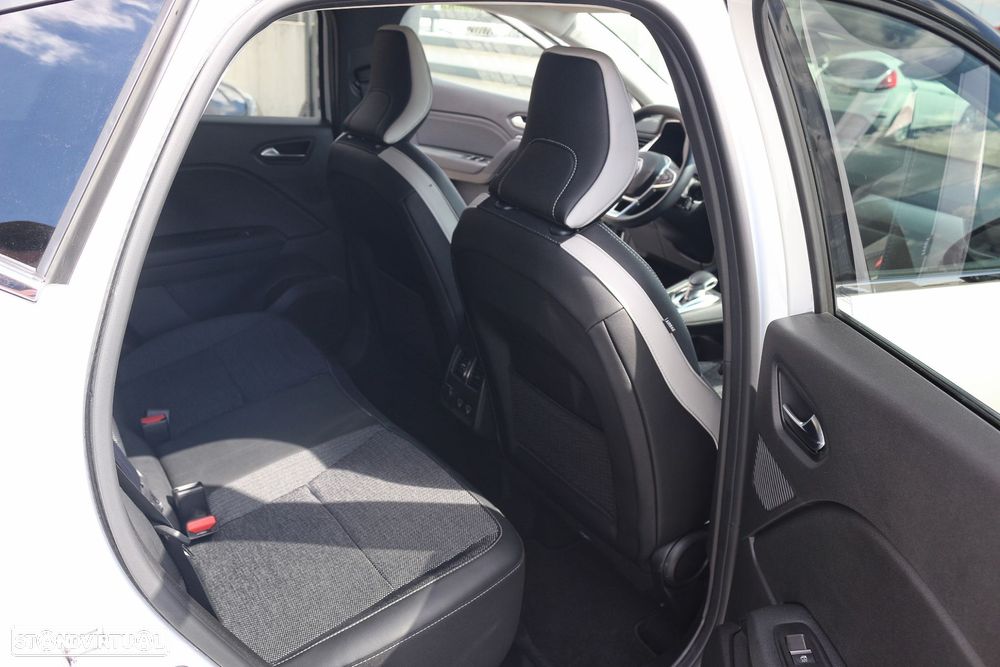 Renault Captur 1.6 E-Tech Plug-In Hybrid Techno - 41