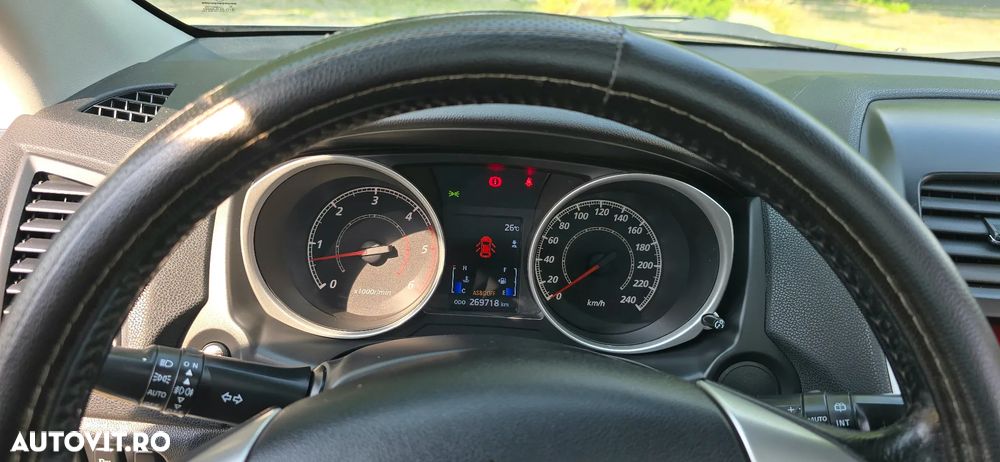 MITSUBISHI ASX 2011 — imagine 11