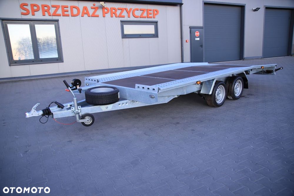 Niewiadów JUPITER 4.5 x 2.1 + Sklejka DMC 2700 kg Koła 195R13C - 13