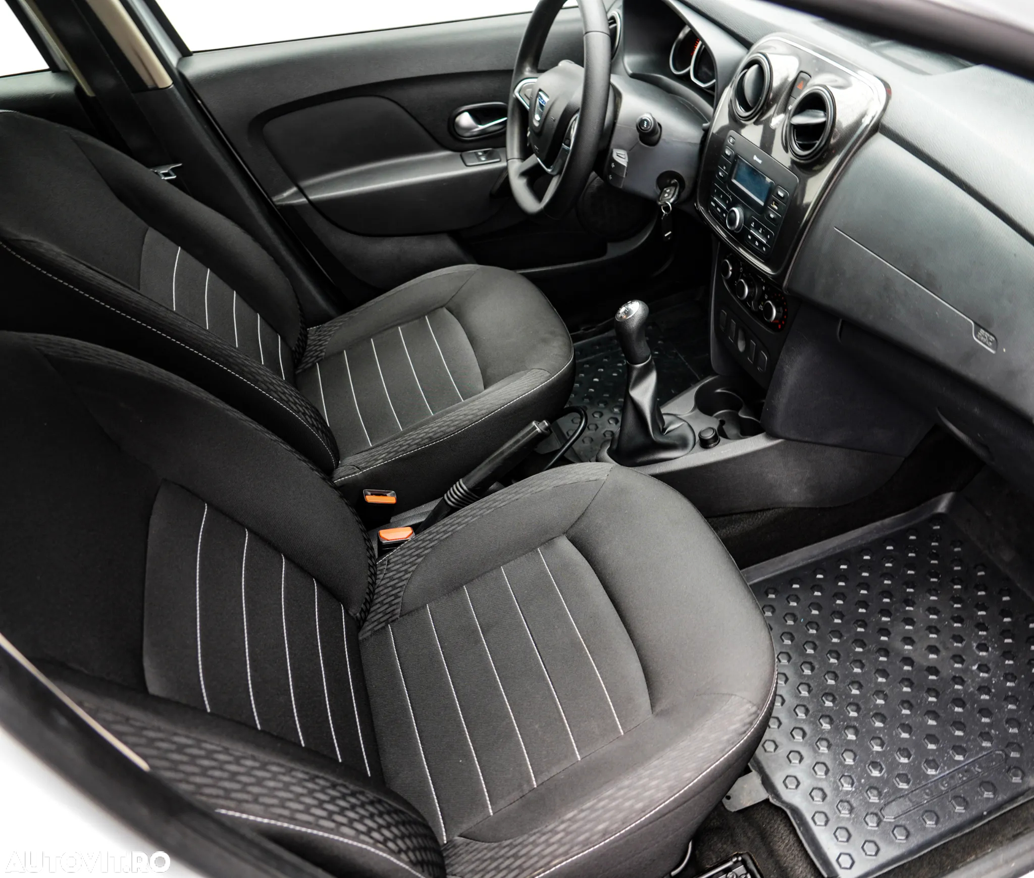 Dacia Logan MCV 1.5 dCi Laureate - 12