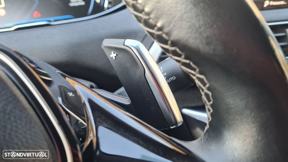 Peugeot 5008 1.5 BlueHDi Allure EAT8 - 16