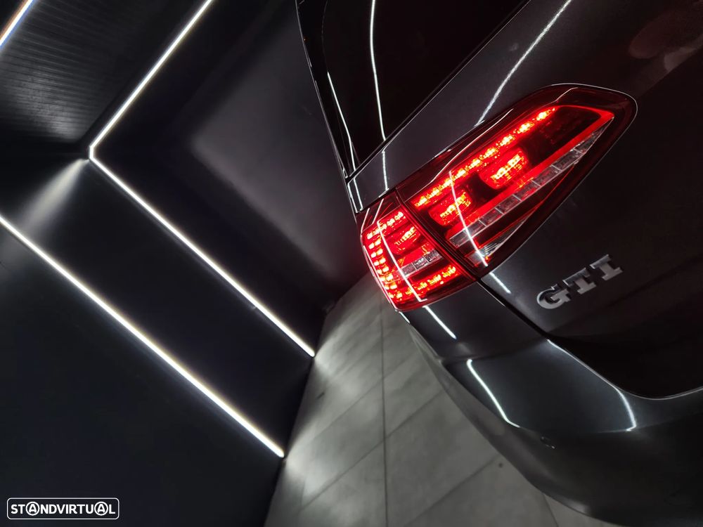 VW Golf 2.0 TSi GTi DSG - 23