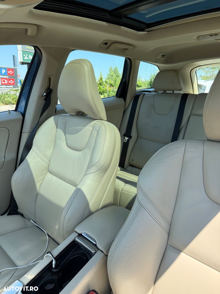 Volvo XC 60 D4AWD Summum - 7