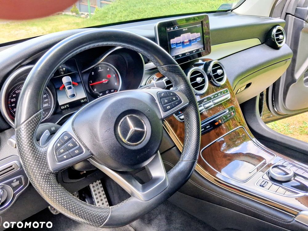 Mercedes-Benz GLC - 18