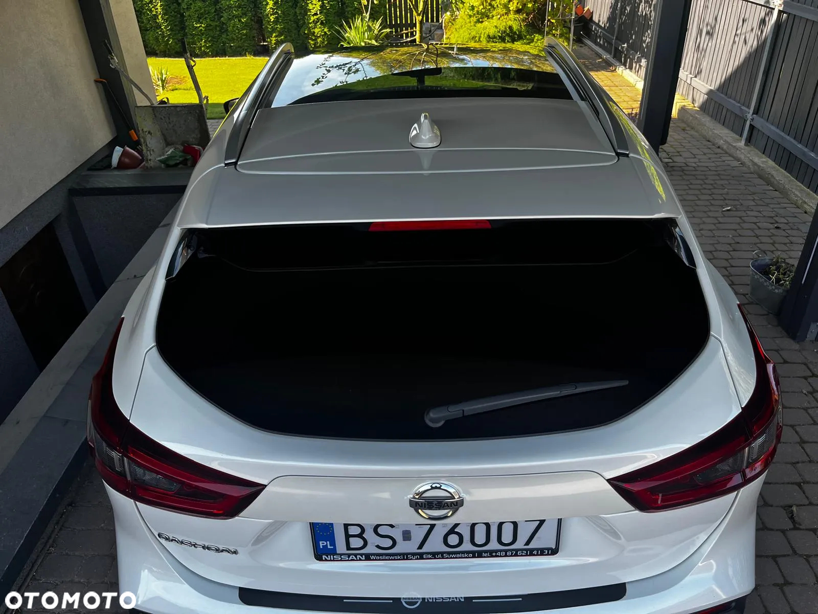 Nissan Qashqai 1.6 DIG-T N-Connecta - 26