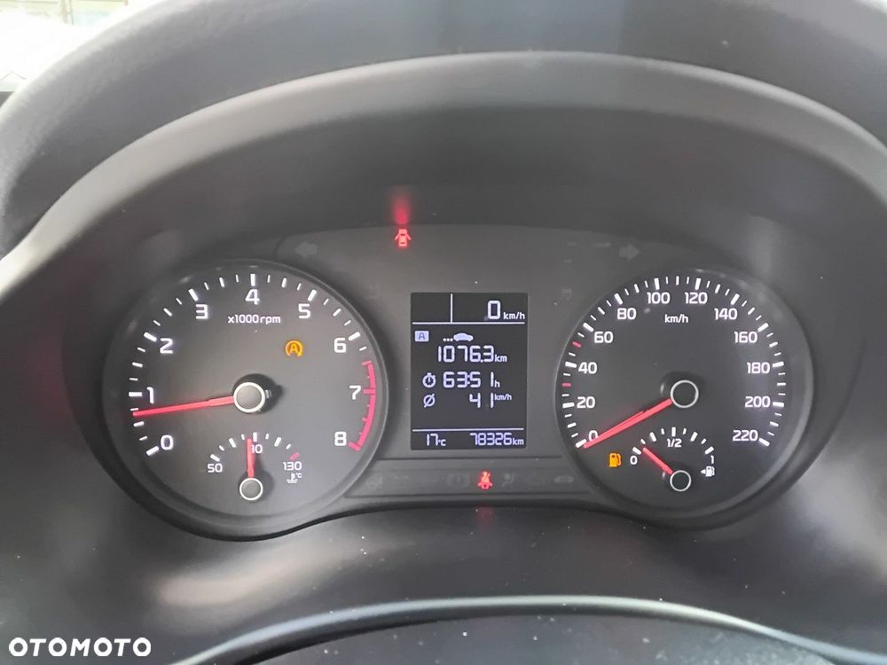 Kia Rio - 25