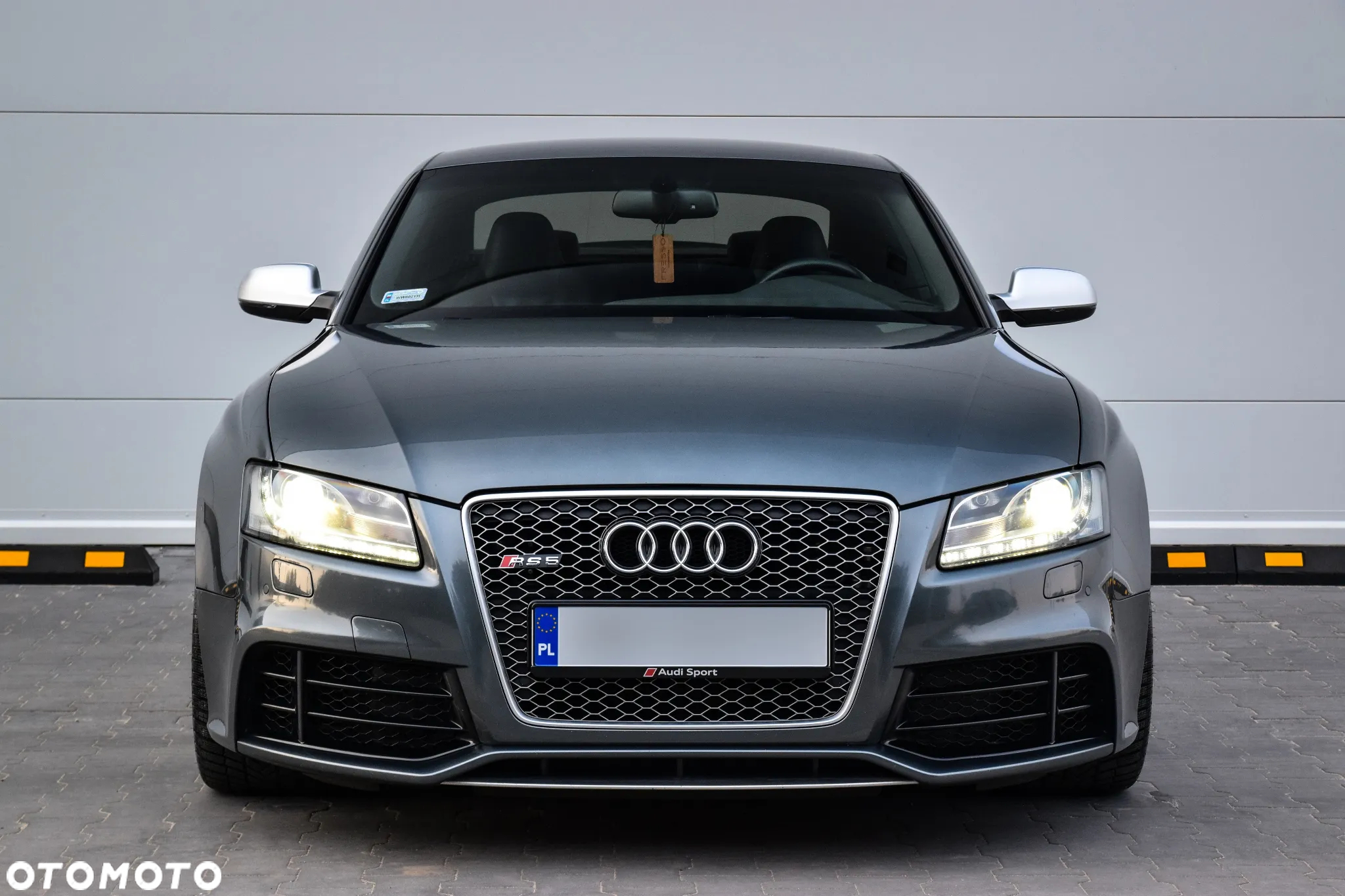 Audi RS5 S tronic - 14