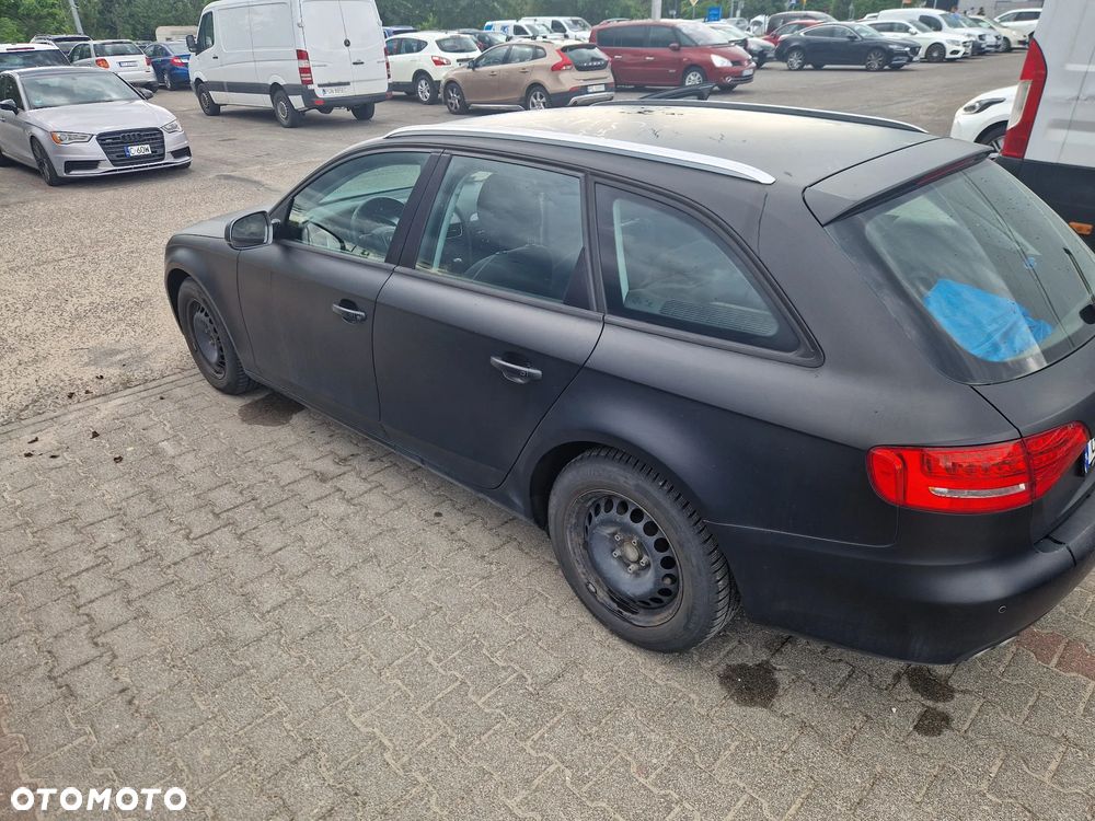 Audi A4 Avant 2.0 TDI - 11