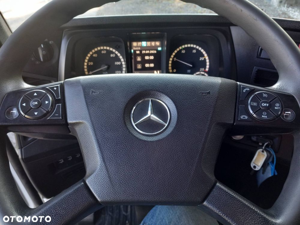 Mercedes-Benz Antos - 16
