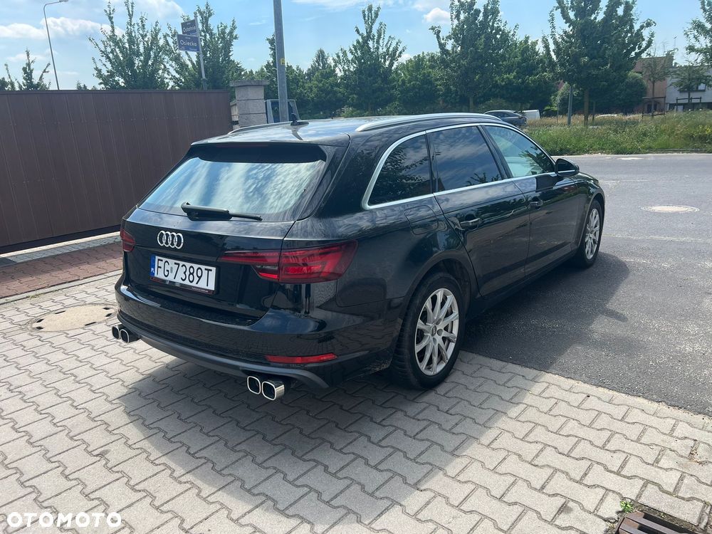 Audi A4 Avant 35 TFSI S tronic design - 4