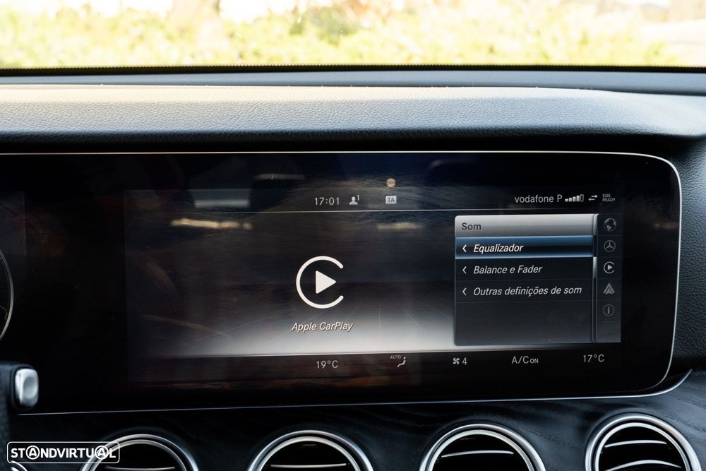 Mercedes-Benz E 220 d Avantgarde - 26