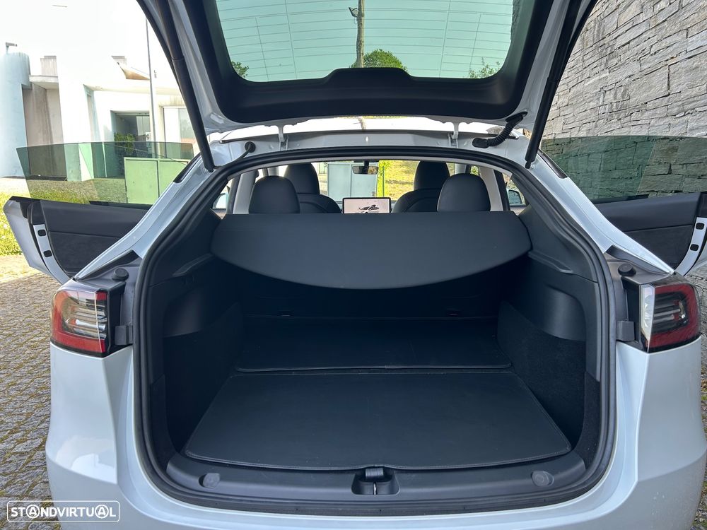 Tesla Model Y Tração Traseira - 25