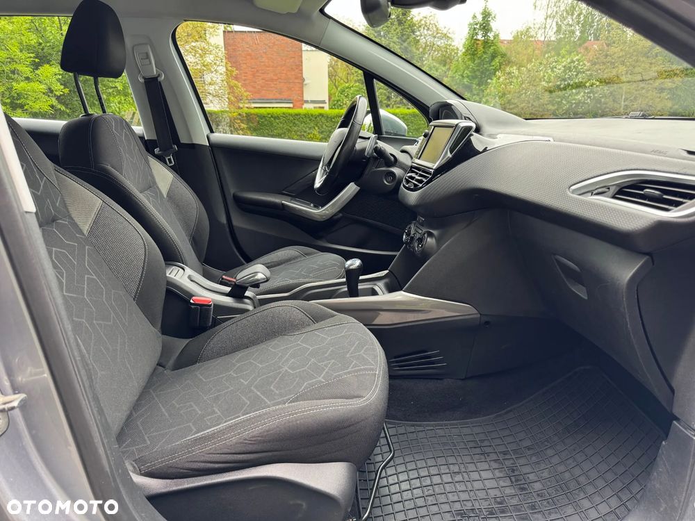 Peugeot 2008 - 15