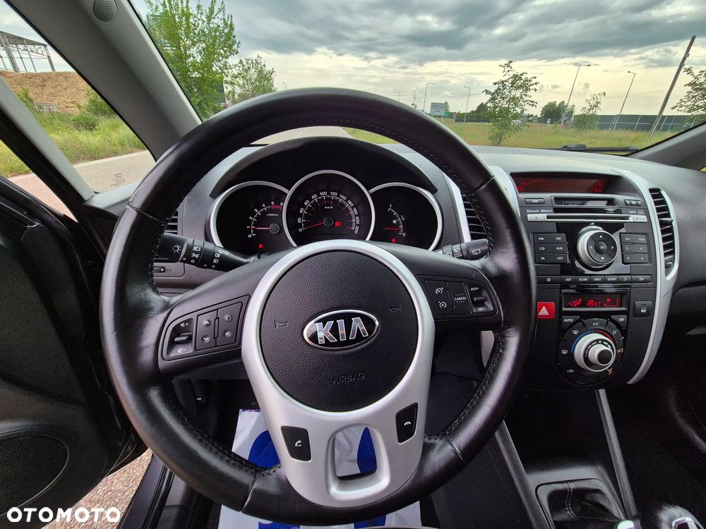 Kia Venga 1.4 CRDi 90 Edition 7 - 27