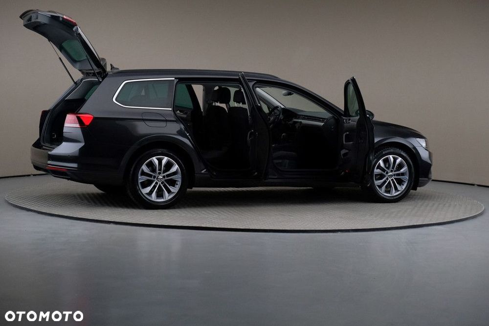 Volkswagen Passat Variant 1.5 TSI EVO Business DSG - 6