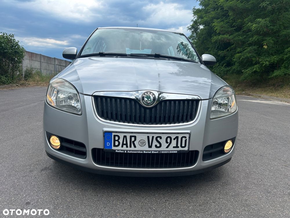 Skoda Fabia 1.4 Sedan Ambiente - 2