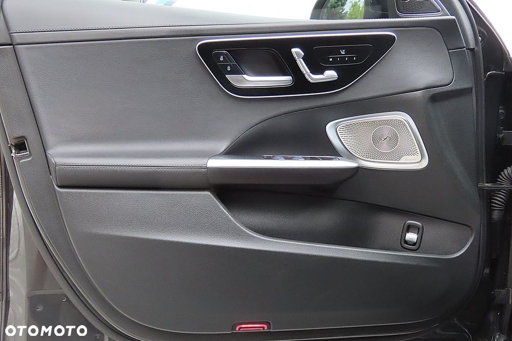Mercedes-Benz Klasa C 220 d mHEV 4-Matic AMG - 22