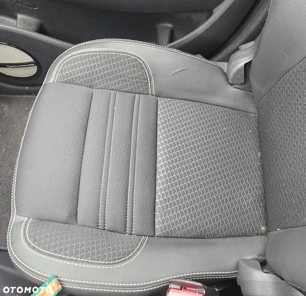 Renault Scenic Energy dCi 130 S&S Bose Edition - 14