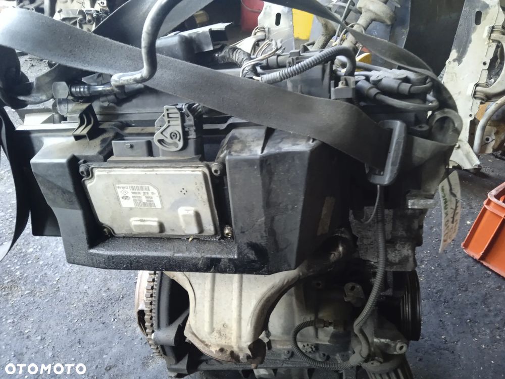 SILNIK CLIO II THALIA KANGOO 1.2 16V 75KM D4F712 - 2