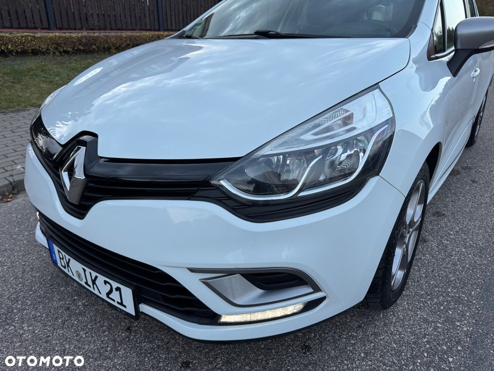 Renault Clio - 9