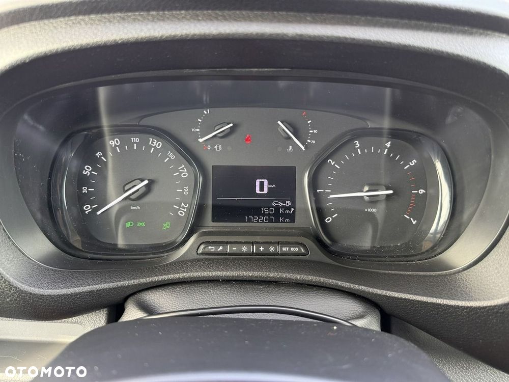 Peugeot Expert - 33