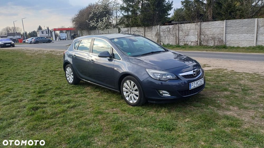 Opel Astra 1.6 Edition Sport - 1